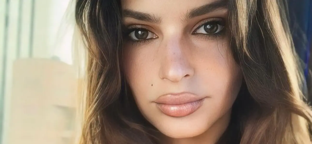 The Stunning Emily Ratajkowski Told To ‘Cover’ Up In Exposing Braless Look With Coffee